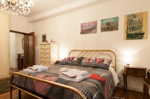 Ve-nice Suite Rio Marin SC847客房内的一张或多张床位