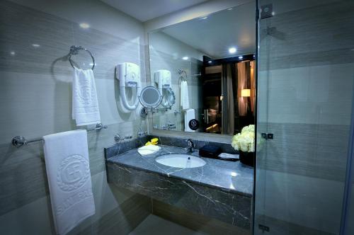 Frsan Palace Hotel的一间浴室