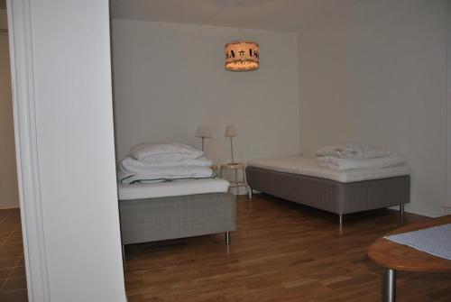 Sjöhuset客房内的一张或多张床位