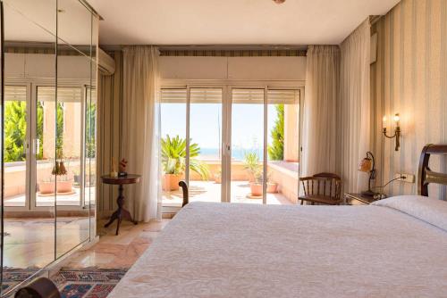 Villa Jarama客房内的一张或多张床位