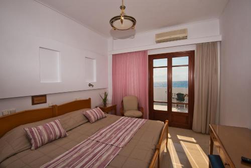 卡马利伊里尼的客房菲欧拉酒店的相册照片