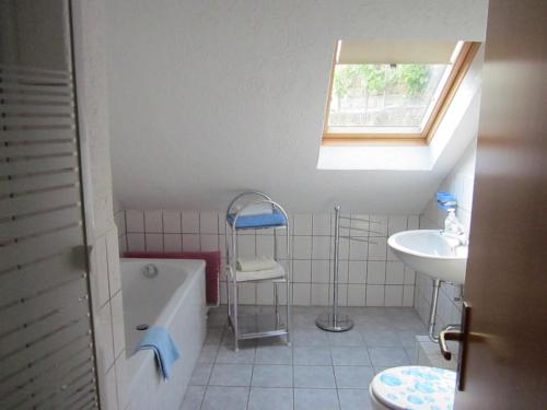 Wehlener Landhaus in Stadt Wehlen, Sächsische Schweiz的一间浴室