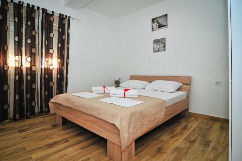 Apartmani Bekonja客房内的一张或多张床位