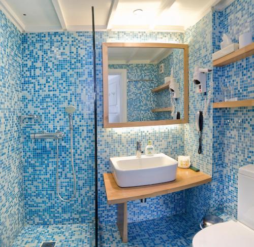 奥尔洛夫精品酒店 的一间浴室