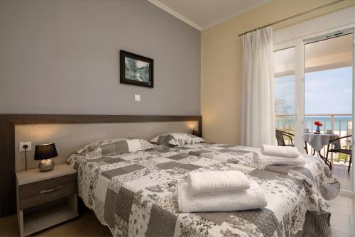 Morfeas Zante Apartments客房内的一张或多张床位