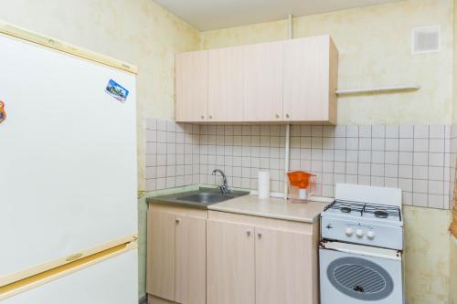 秋明Apartment on 50 let Oktyabrya 51 TyumGNGU的相册照片