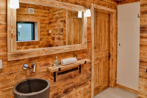 Cedar Lodge的一间浴室