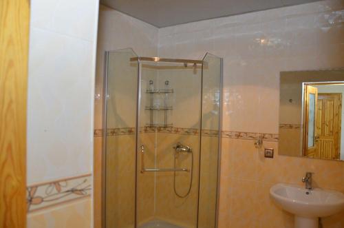 Pamir Alibaba Hotel的一间浴室