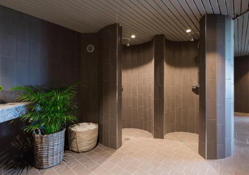 范戈比洛斯酒店的一间浴室