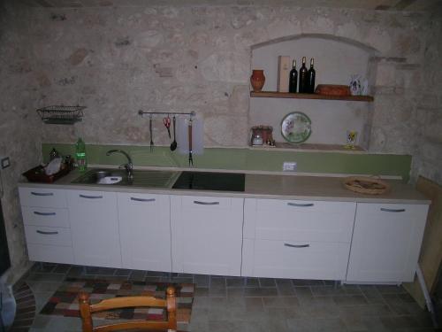 Masseria del Ponte的厨房或小厨房