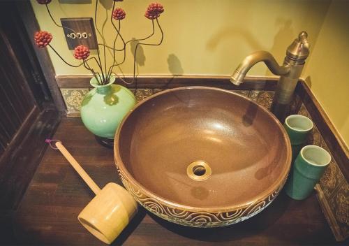 久都和宅的一间浴室