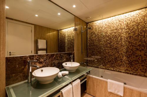 伊斯卡斯卡托斯高尔夫度假及水疗酒店的一间浴室