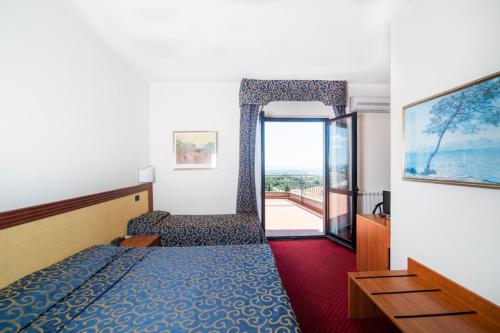意大利伦巴第酒店客房内的一张或多张床位
