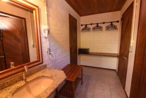 普雷格伊萨斯港度假酒店的一间浴室