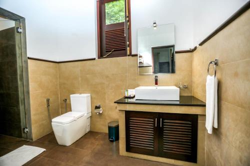 Huluganga Ridge, Kandy的一间浴室