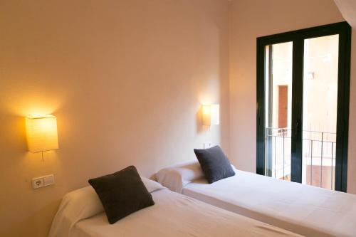 巴古尔2 bedroom apartment in Sa Punta, Begur- Sea views, terrace, pool and access to the beach (Ref:H29)的相册照片