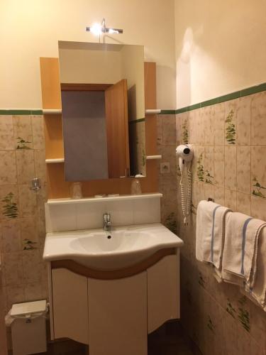 乐斯苏丹内尔酒店的一间浴室