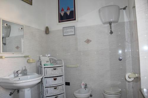 B&B San Francesco的一间浴室