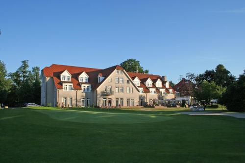 Ahauser Land & Golfhotel图片