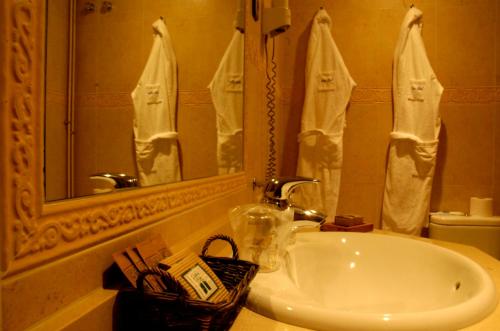 珀蒂酒店的一间浴室