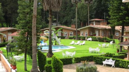 Zitácuaro莫纳卡别墅酒店的相册照片