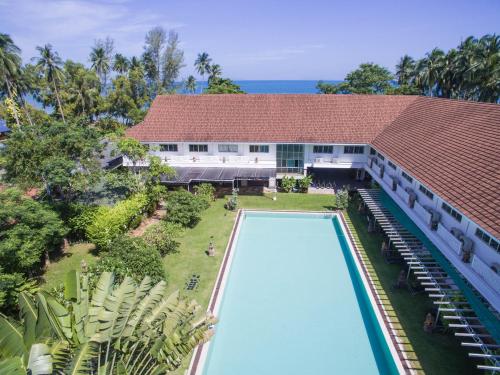 Rajapruek Samui Resort - SHA Plus内部或周边泳池景观