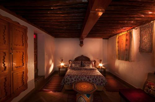 里亚德达雅巴多酒店客房内的一张或多张床位