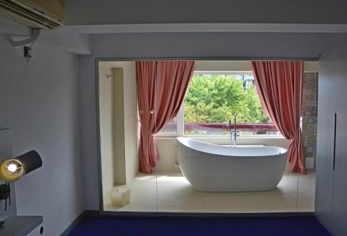 尤洛普里斯酒店的一间浴室