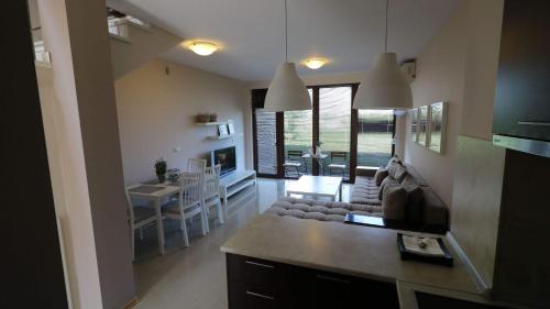 Lighthouse Golf Private Villa Lake view平面图