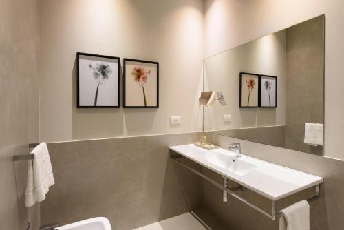 Palazzo Vasarri - Luxury design suites的一间浴室
