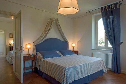 马里纳-迪-皮特拉桑塔西格诺里别墅酒店的相册照片