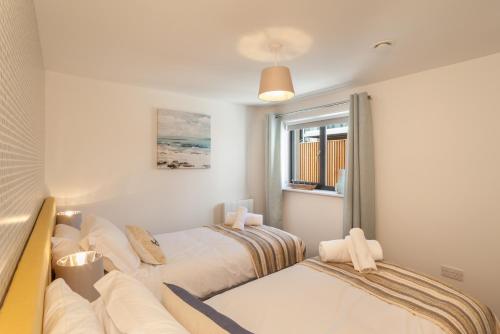 伍拉科姆11 Woolacombe West - Luxury Apartment at Byron Woolacombe, only 4 minute walk to Woolacombe Beach!的相册照片