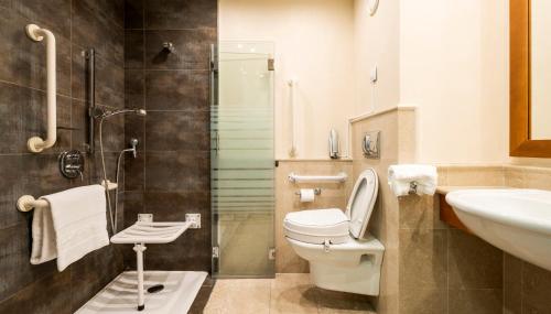 伊鲁尼阿夸3号酒店的一间浴室