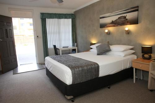 贝拉别墅汽车旅馆客房内的一张或多张床位