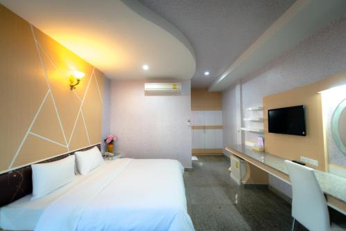 素辇府Martina Hotel Surin的相册照片