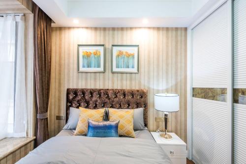 成都市锦江区孵化园·路客精品公寓·00140660客房内的一张或多张床位