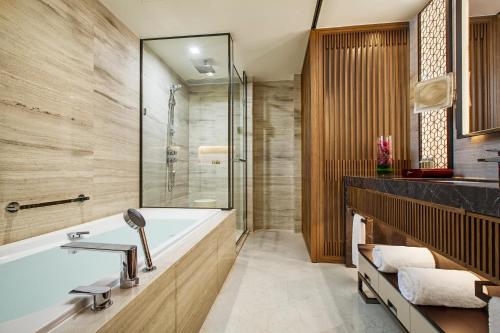 北京雅诗阁盛世博瑞服务公寓的一间浴室