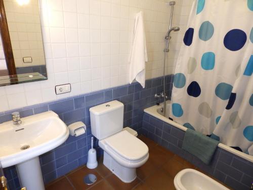 Apartamentos Medano - Duplex Maresia的一间浴室