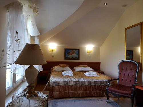 盆约布莱克阿尼尔旅馆客房内的一张或多张床位