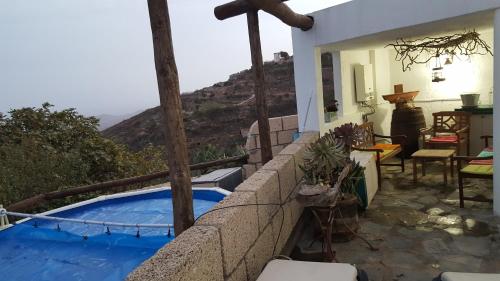 Casapancho 1 y 2 - Casa Rural - Fasnia - Tenerife内部或周边的泳池