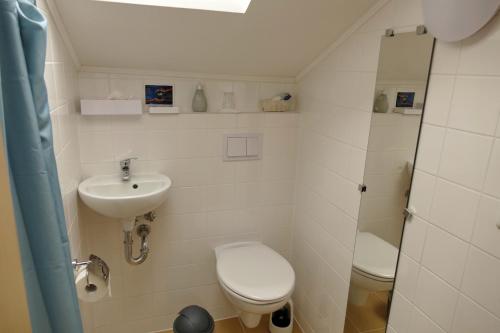 Seehotel Bad Kleinen的一间浴室