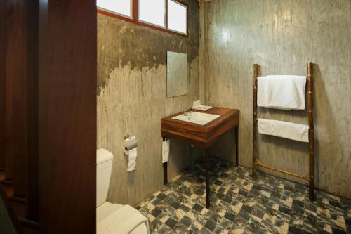 Chiang Dao Reset的一间浴室