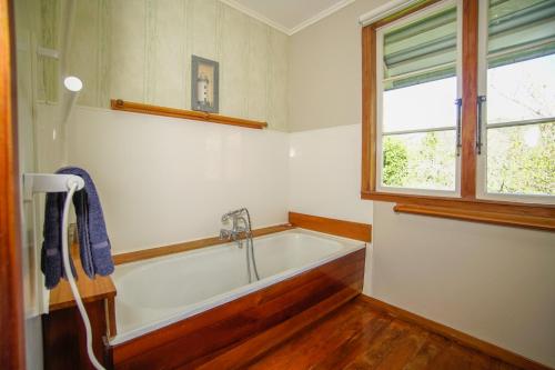 Mahaanui Cottage Farmstay的一间浴室