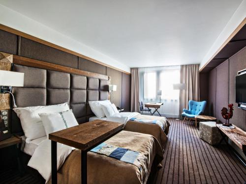 布里斯托尔传统奢华酒店客房内的一张或多张床位