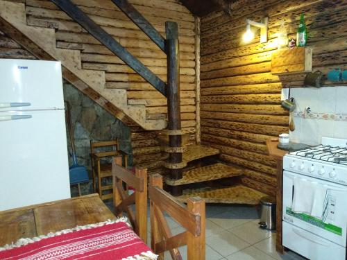 Lodges de montaña的厨房或小厨房