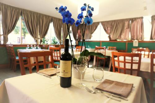 奥维多翁布里亚餐厅酒店的相册照片