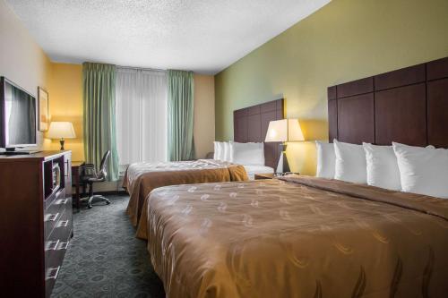 布卢明顿Quality Inn & Suites Bloomington I-55 and I-74的相册照片