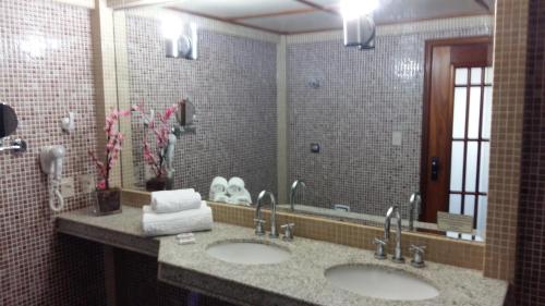 萨格雷斯酒店的一间浴室