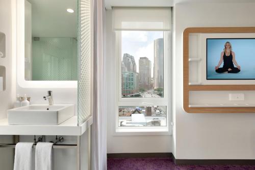 波士顿酒店的一间浴室