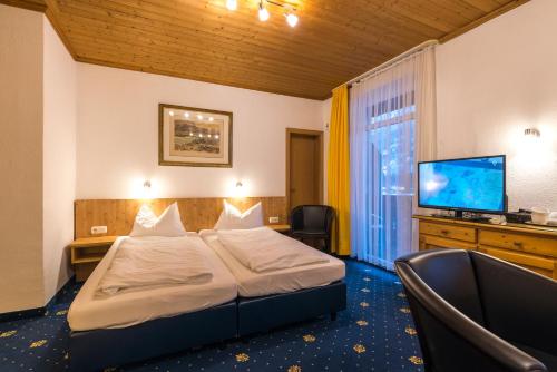 Hotel garni Almenrausch und Edelweiss picture 1